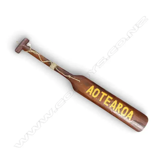 WOODEN PADDLE ‘AOTEAROA’ WALL HANGING, H.1200MM