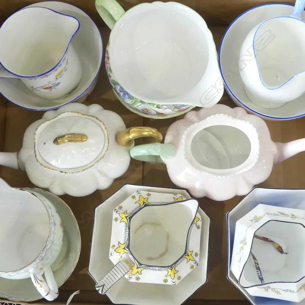 6 SHELLEY CHINA C/SUGARS & 2 SHELLEY TEAPOTS MIXED PATS Image 1++