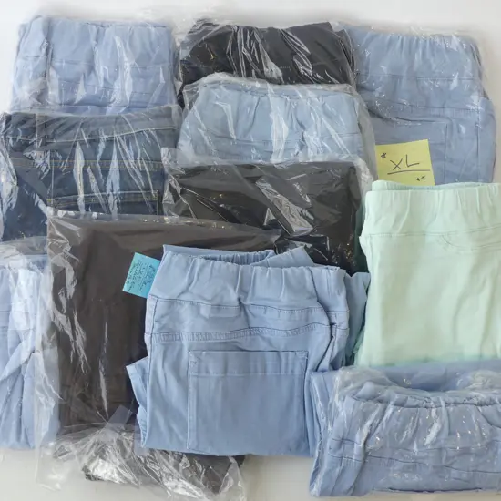 11 PRS BLUE ILLUSION LABEL SHORT LENGTH JEANS XL/2XL, UNWORN