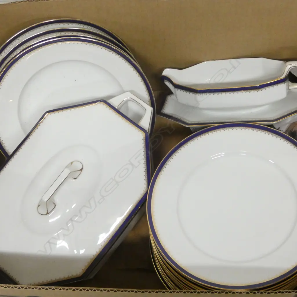 PART DINNER SERVICE  Image 1++