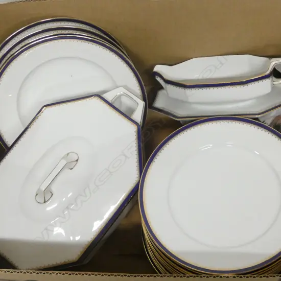 PART DINNER SERVICE 