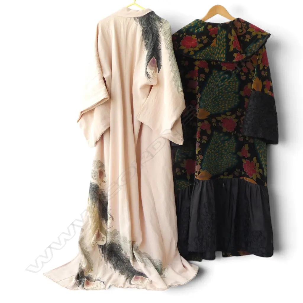 PINK KIMONO + 1920s STYLE COAT Image 1++