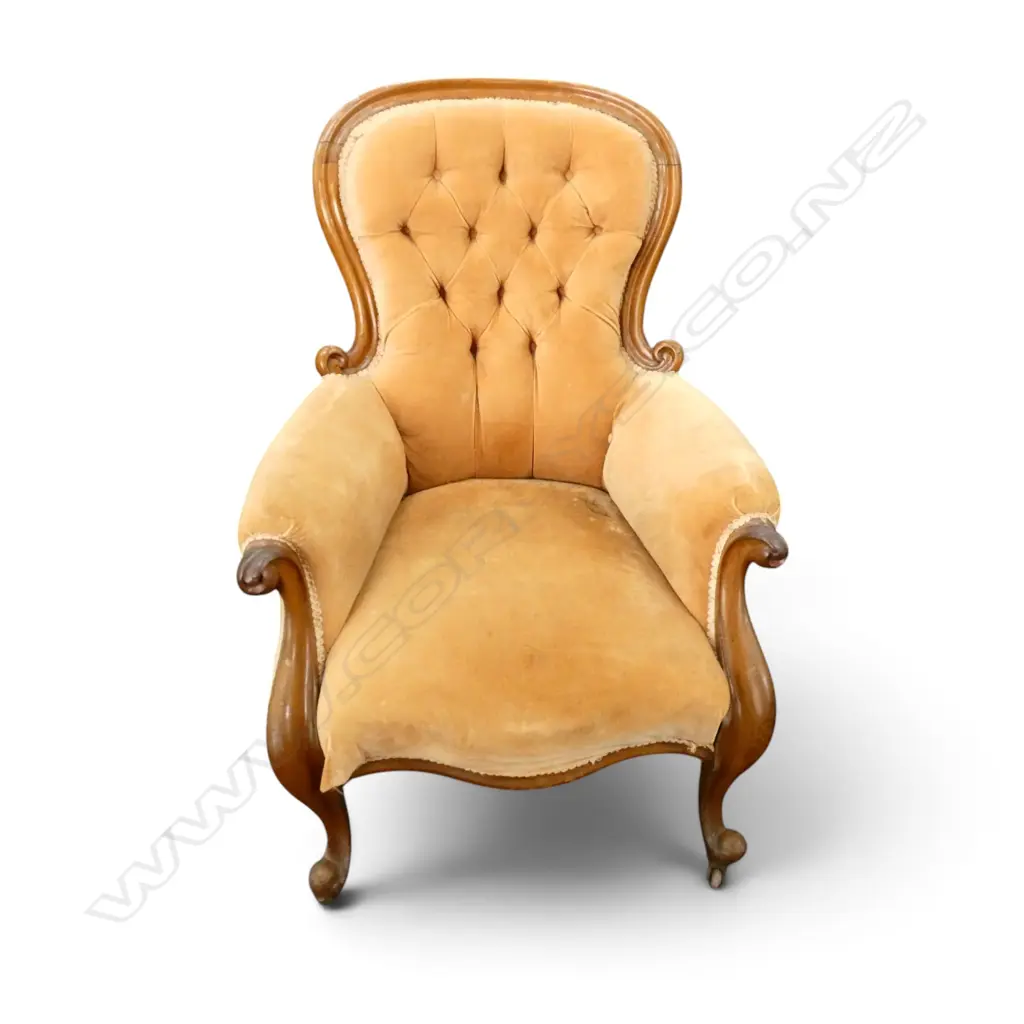 VICTORIAN GRANDFATHERS CHAIR  Image 1++