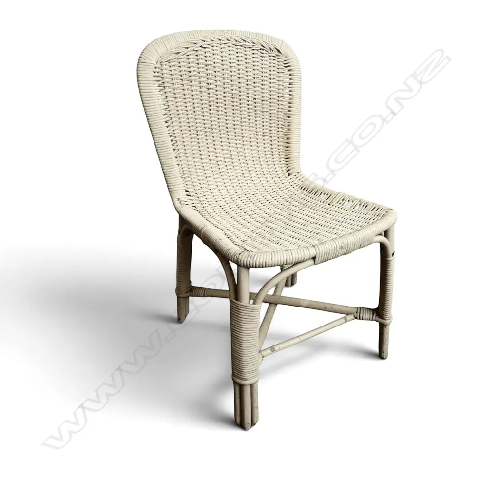 WHITE PAINTED CANE CHAIR Image 1++