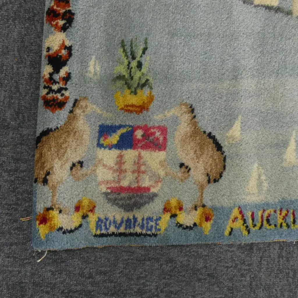 FELTEX AUCKLAND HARBOUR BRIDGE RUG 680x1320mm some wear Image 1++