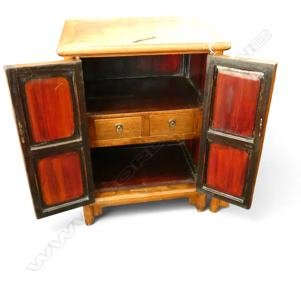 2  ORIENTAL CABINETS 560x400x780mm Image 1++