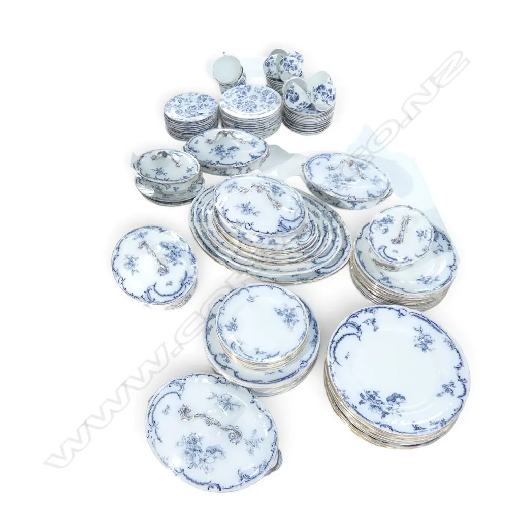 ROYAL DOULTON BURSLEM PART DINNER SERVICE... Image 1++