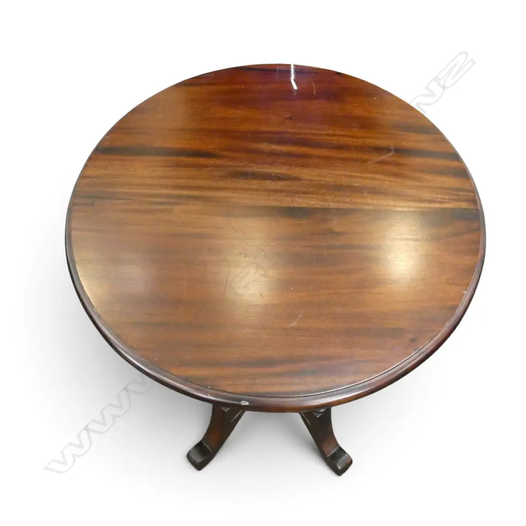 MAHOGANY SIDE TABLE H.640mm, 510mm dia Image 1++