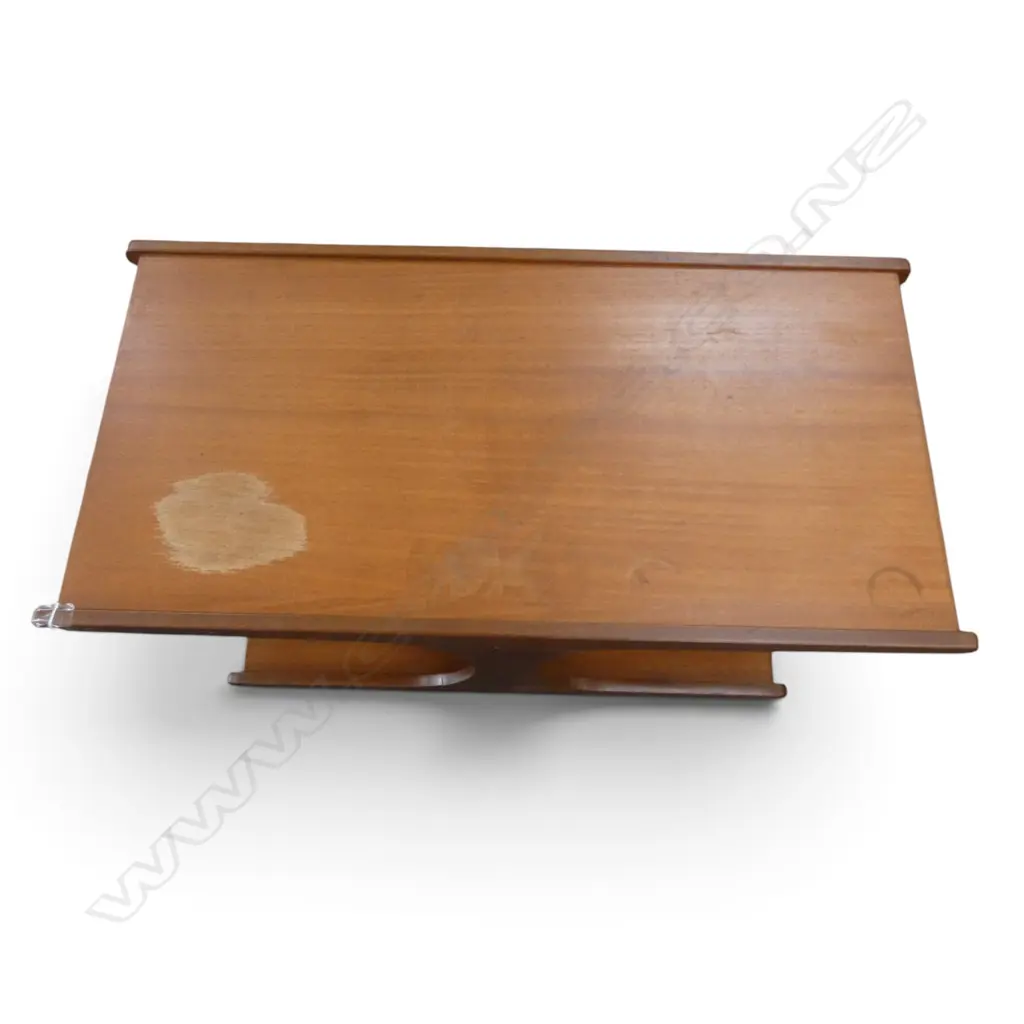 RETRO MAHOGANY COFFEE TABLE ON CASTORS W.960mm mark to top Image 1++