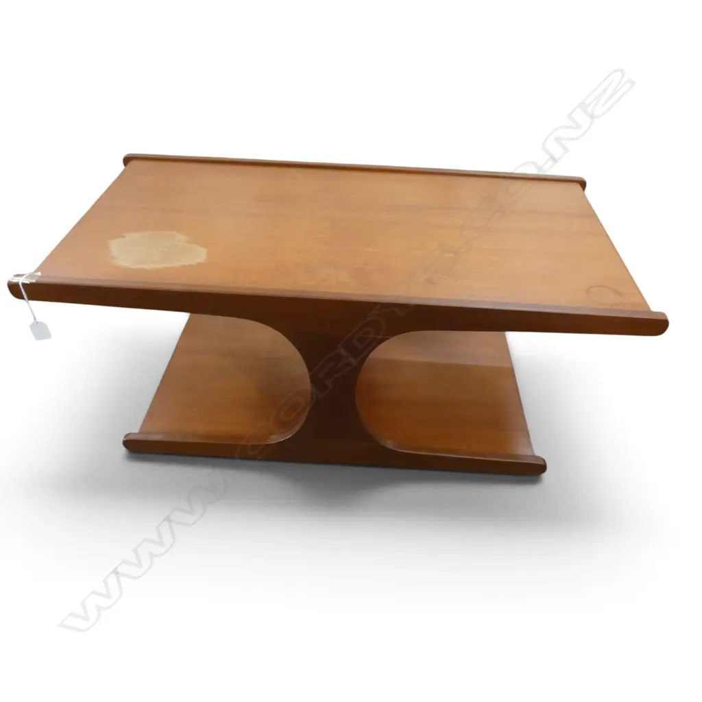 RETRO MAHOGANY COFFEE TABLE ON CASTORS W.960mm mark to top Image 1++