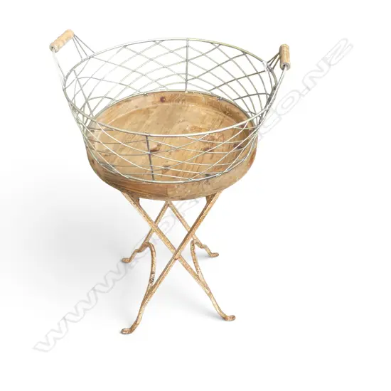 BASKET ON STAND. H.700MM