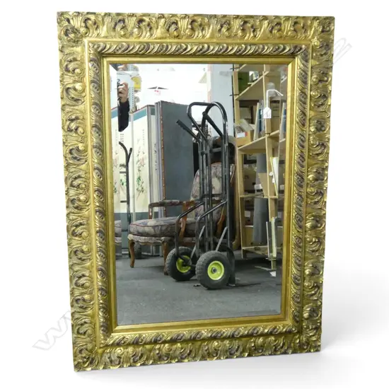 LG GILT FRAME MIRROR 910x1220mm