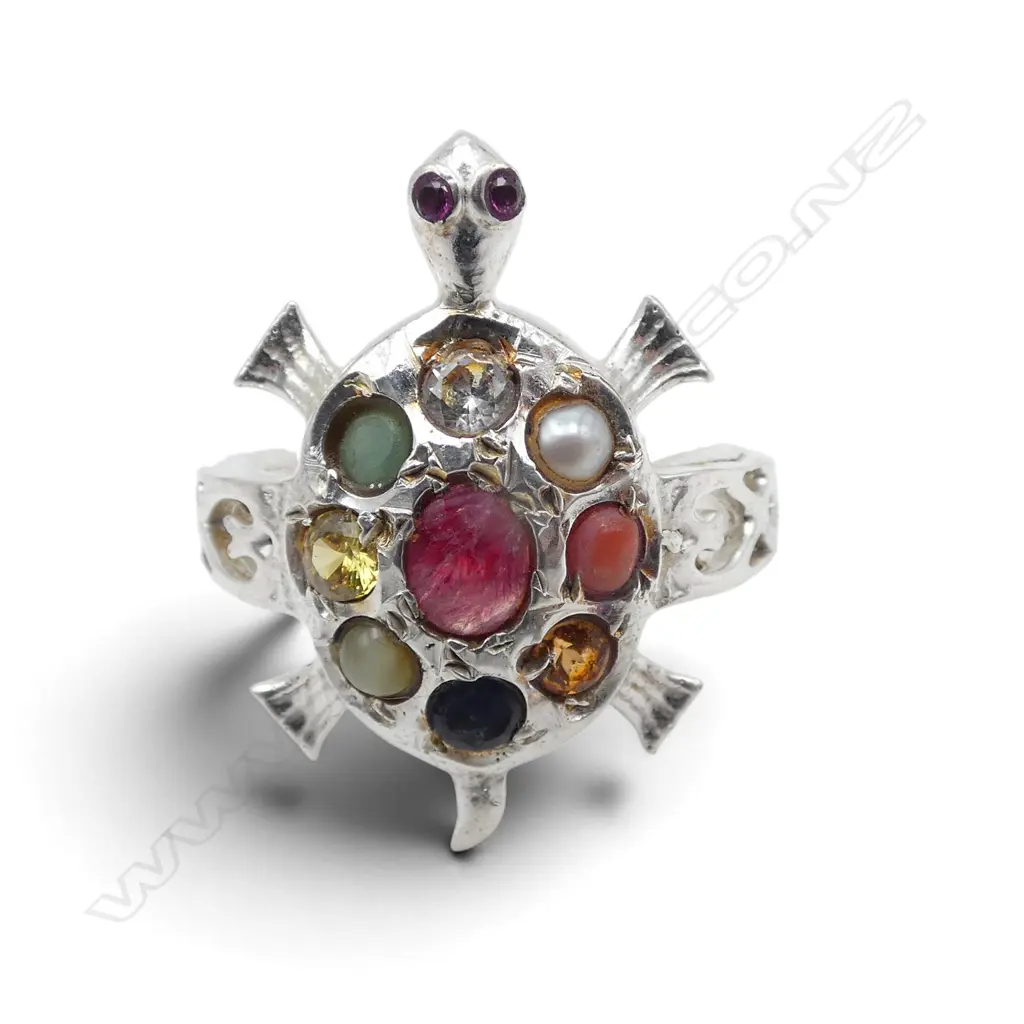 SILVER GEMSTONE RING, 9 stones believed to enhance wealth & wellness SIZE R Image 1++