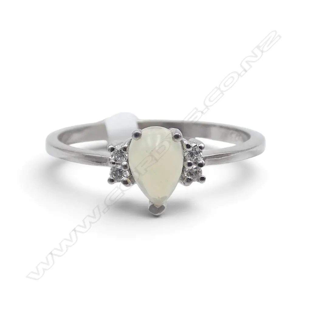 SILVER DIAMOND &  WELO OPAL RING SIZE N Image 1++