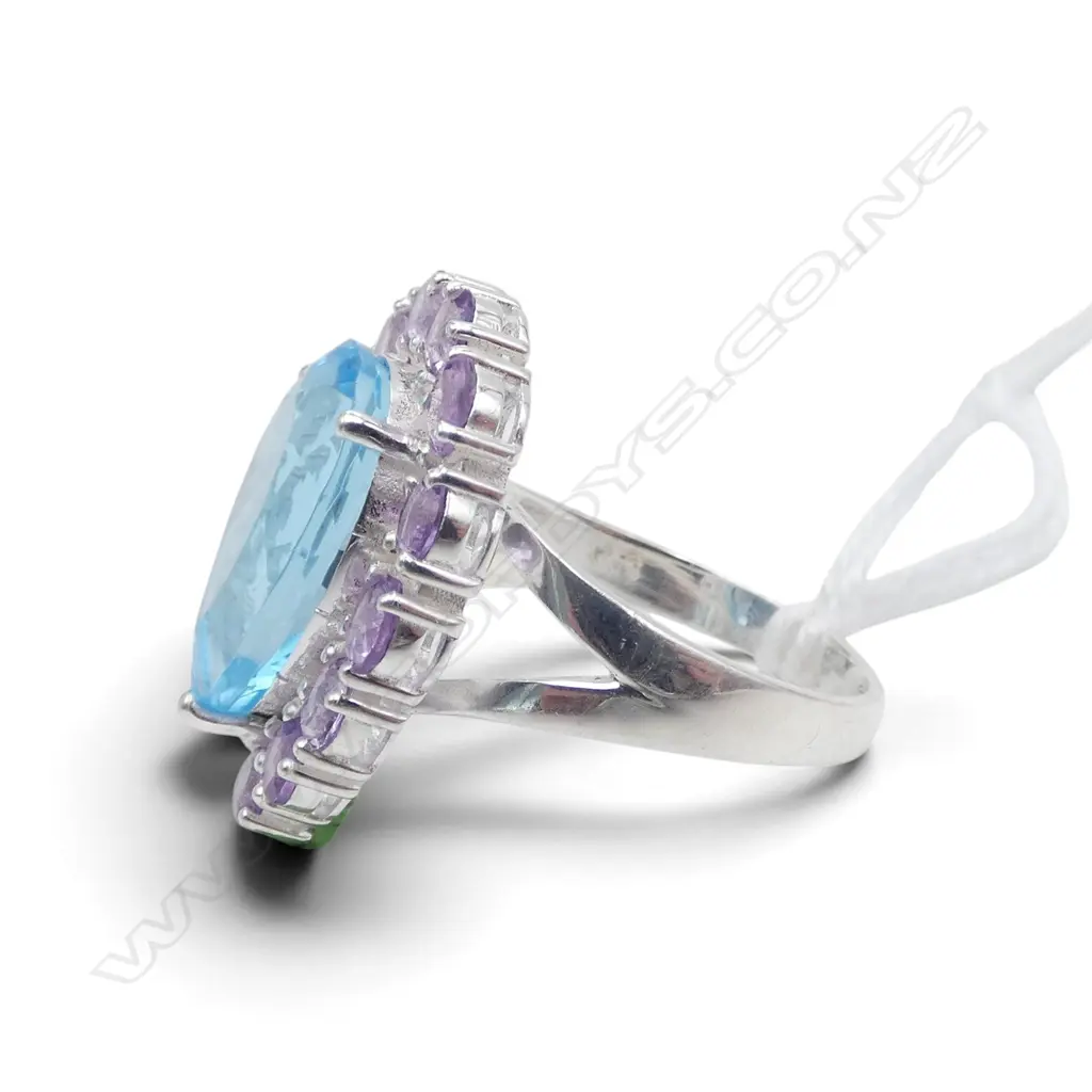 SILVER AMETHYST & BLUE TOPAZ RING SIZE R Image 1++