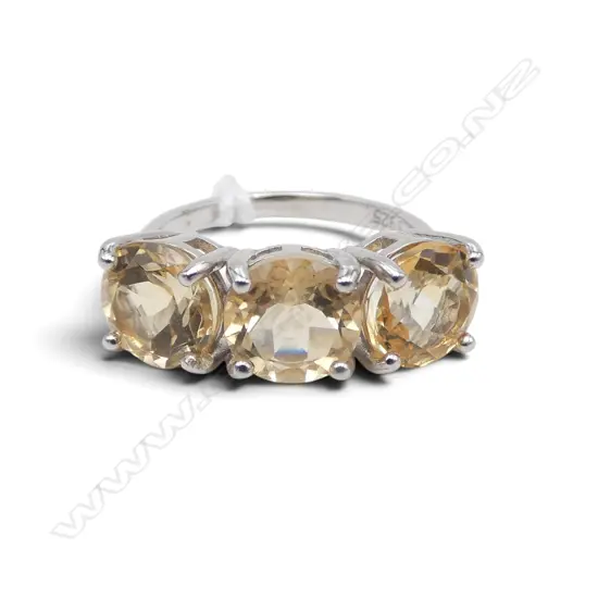 SILVER THREE STONE CITRINE RING SIZE P