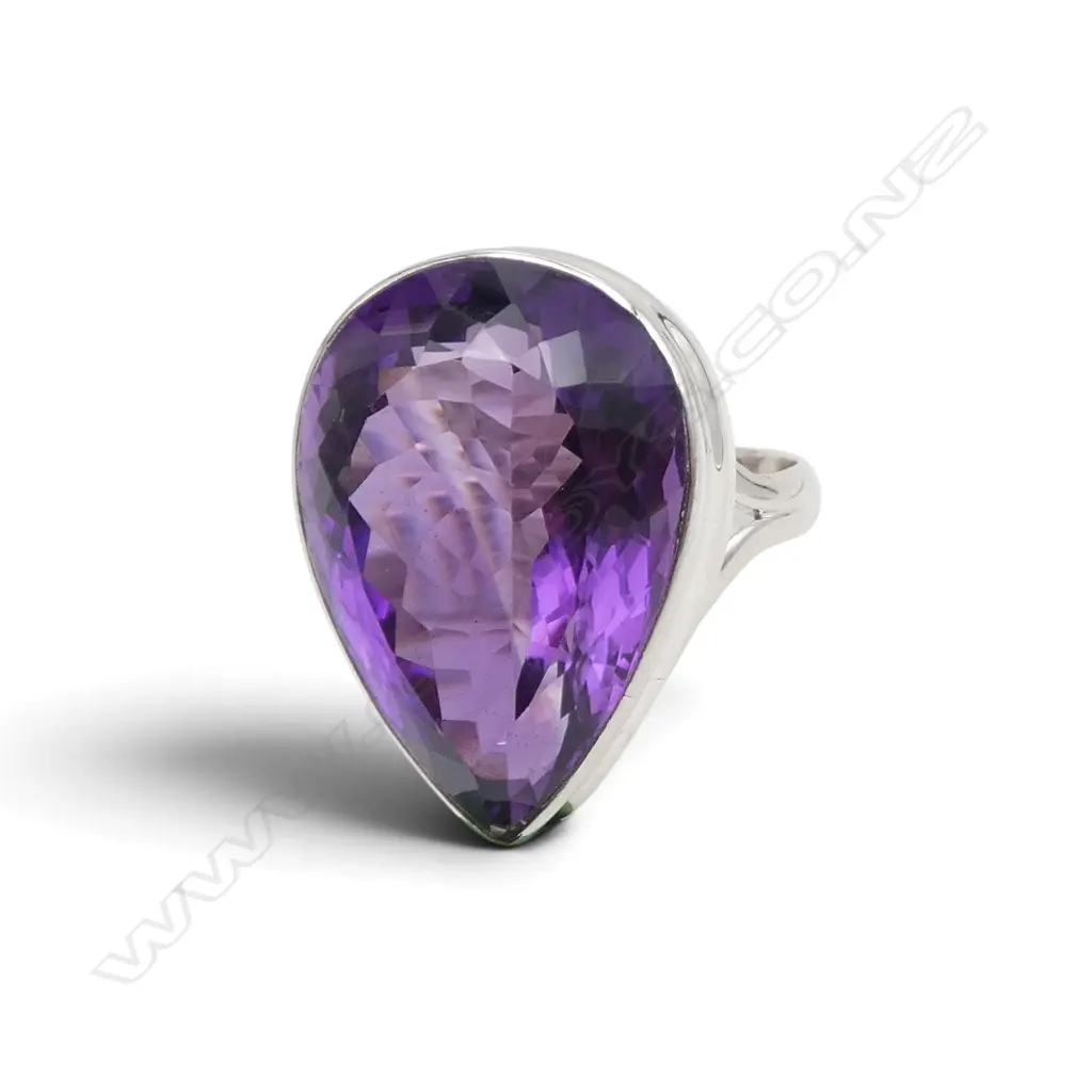 SILVER LRG PEAR CUT AMETHYST RING SIZE Q1/2 Image 1++