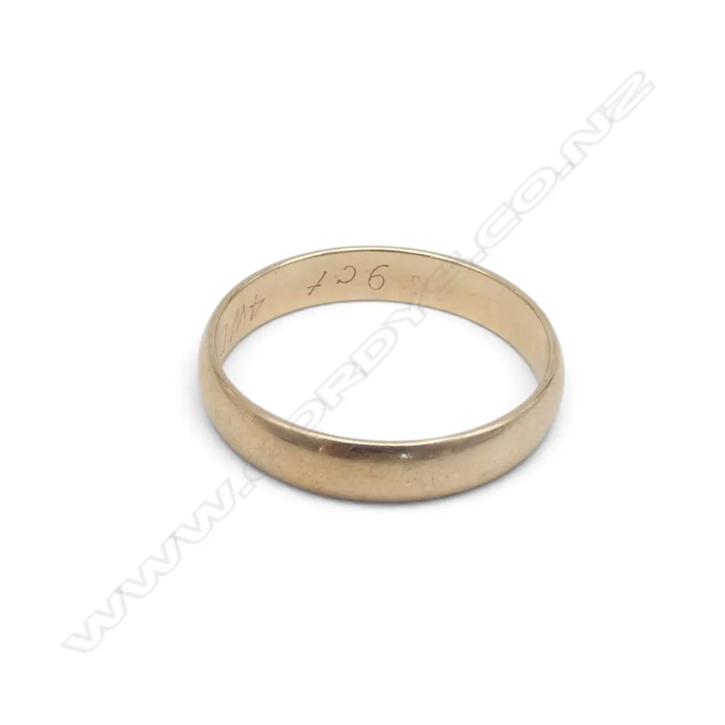 9ct YELLOW GOLD BAND RING half hoop form 2.4gms SIZE Q Image 1++