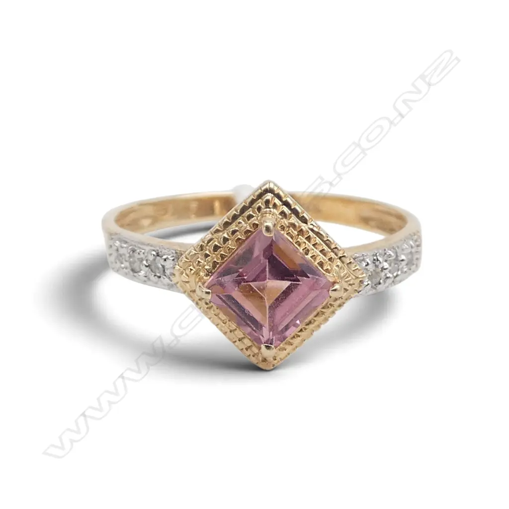 10ct GOLD & PINK TOURMALINE/ DIAMOND GEM SET RING 1.55gms SIZE O Image 1++