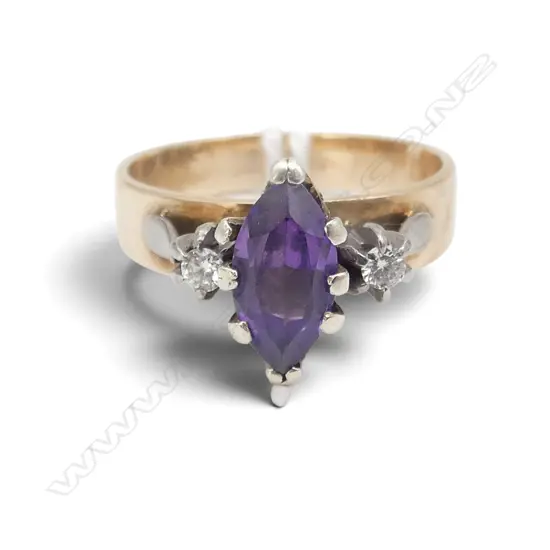 9ct YELLOW GOLD & AMETHYST AND DIAMOND  RING 4.4gms SIZE Q