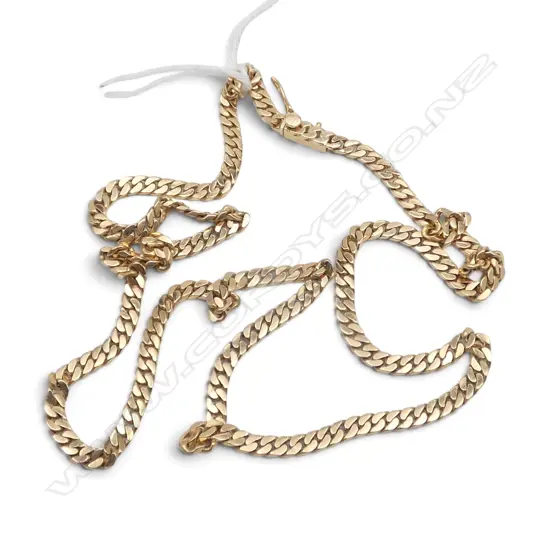 14ct FLAT CURB LINK NECK CHAIN. L.440mm. 12.88gms.