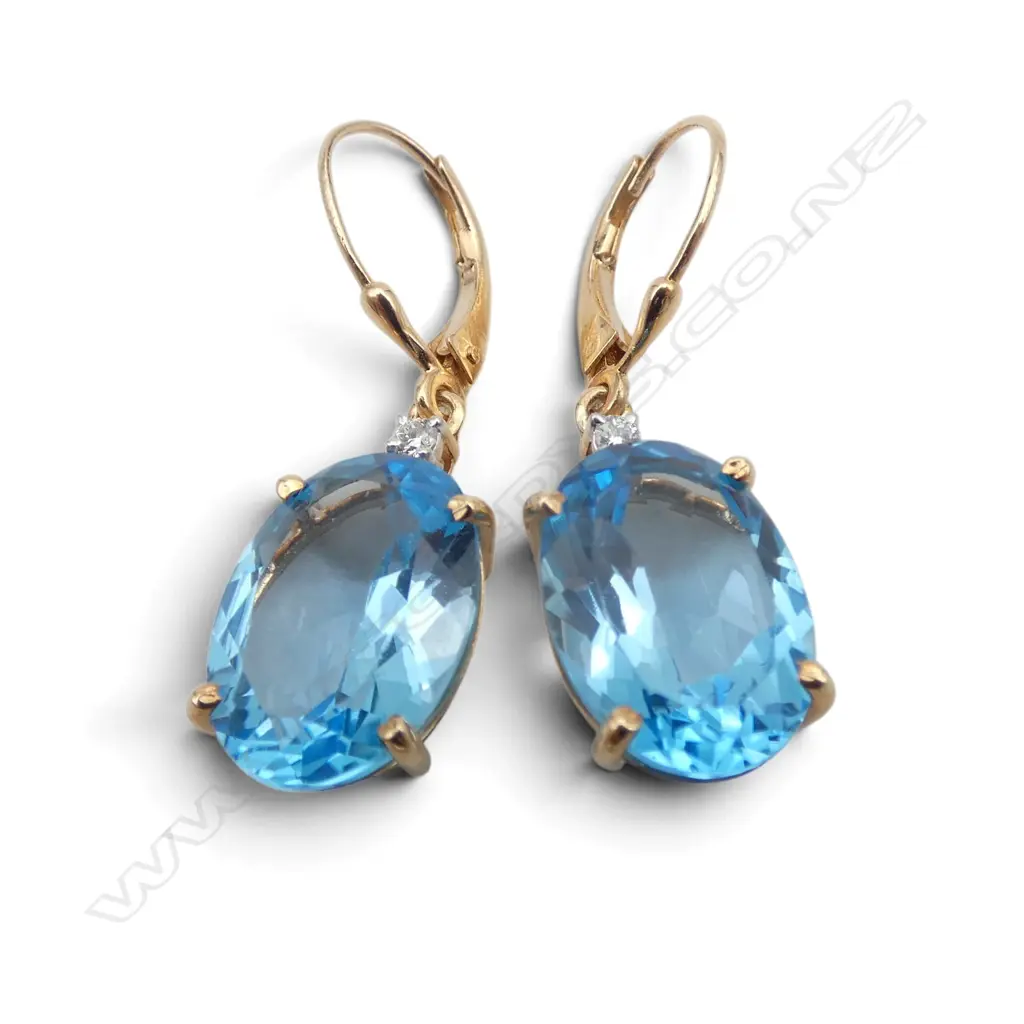 PR 14ct GOLD DIAMOND & BLUE TOPAZ EARRINGS, 4.56gm Image 1++