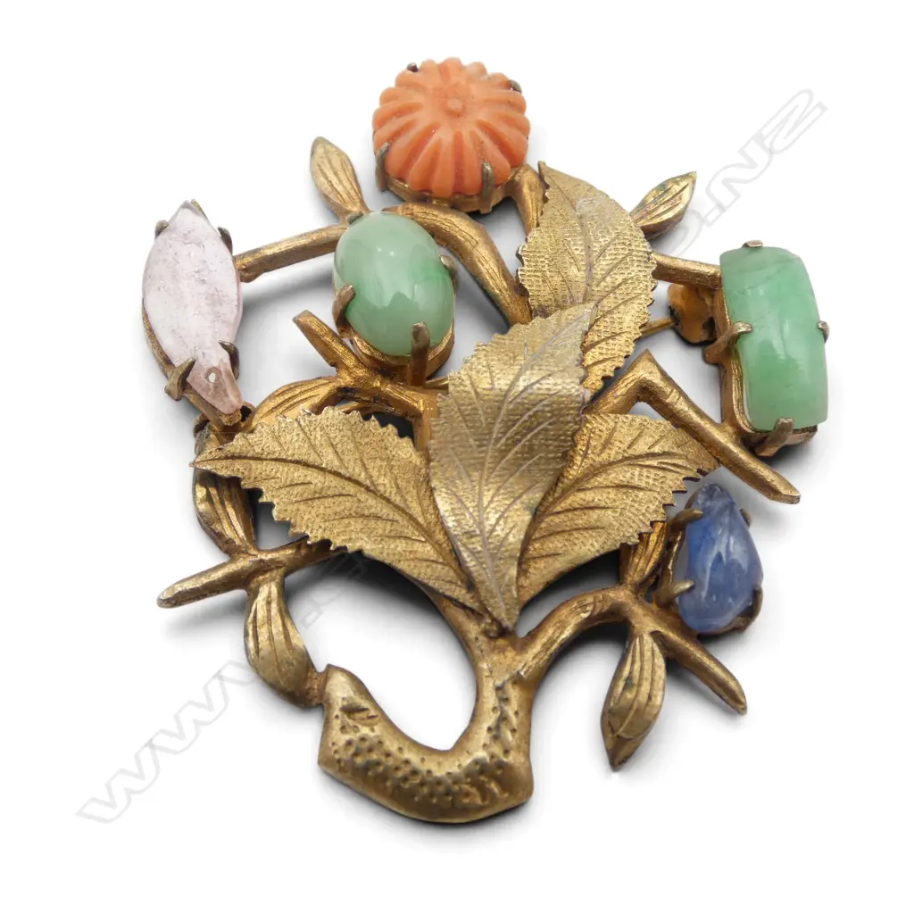 CORAL & GEM STONE BROOCH not gold Image 1++
