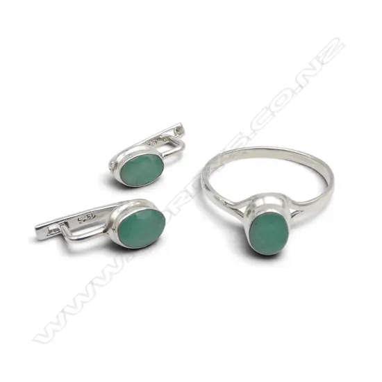 SILVER EMERALD EARRING & RING SET
