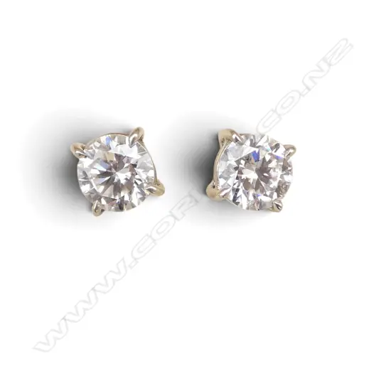 PR SILVER MOISSANITE STUDS, 2x2cts