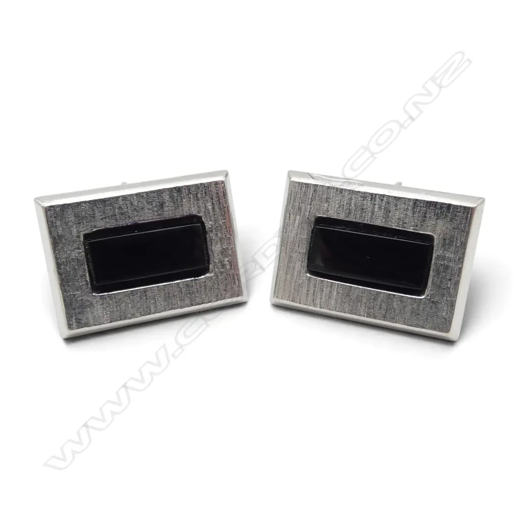 PR 14ct WHT GOLD & ONYX CUFFLINKS, 10.58gm Image 1++