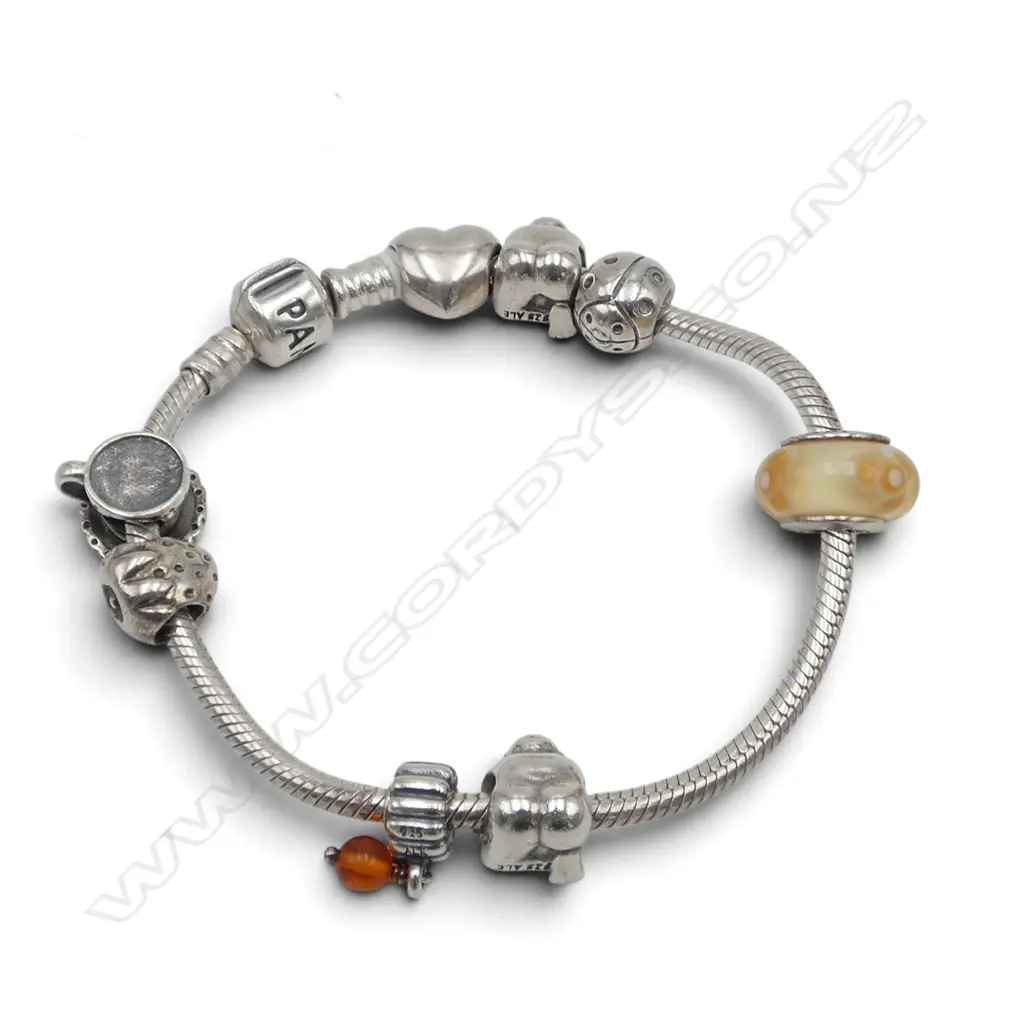 PANDORA STG SILVER BRACELET & 8 PANDORA CHARMS ‘925 ALE’ Image 1++
