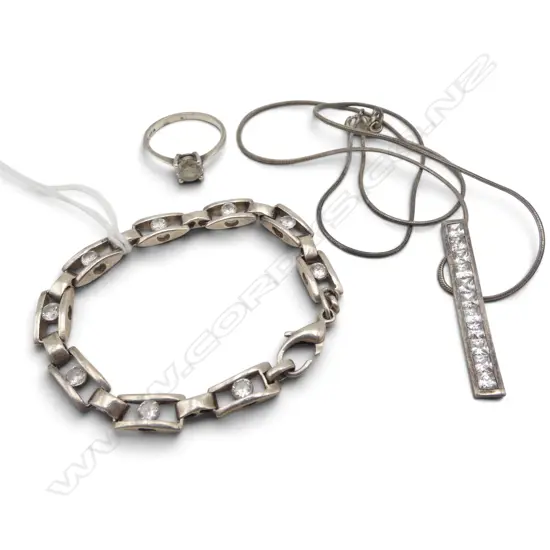 WHITE STONE PENDANT ON S/SILVER CHAIN WITH S/SILVER WHITE STONE BRACELET & S/SILVER WHITE STONE RING