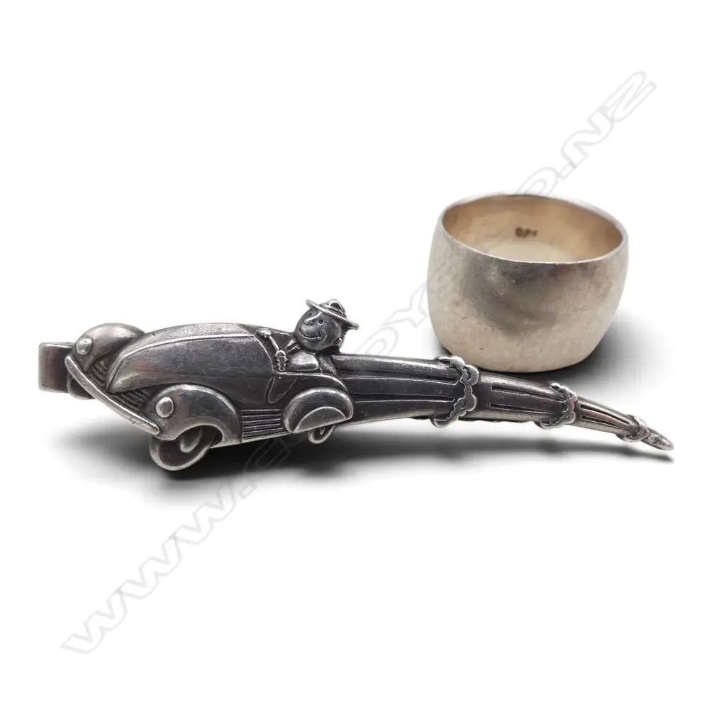 SIREN S/SILVER CAR TIE CLIP & PLAIN S/SILVER RING TOTAL WIEGHT 24.1GMS Image 1++
