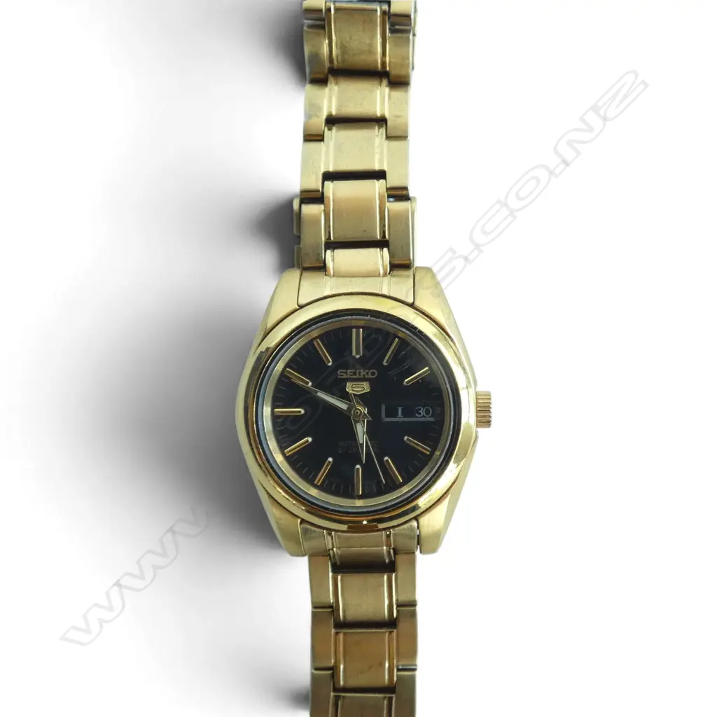 SEIKO LADIES WRISTWATCH Image 1++