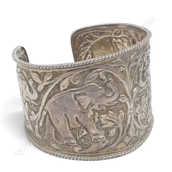 .800 SILVER ELEPHANT CUFF 45gms