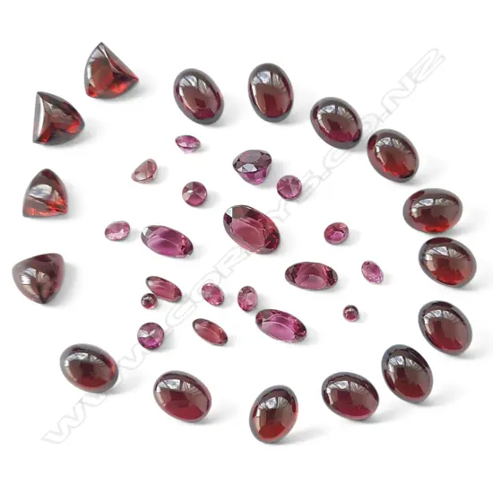 RHODOLITE GARNETS 8.19ct & CAB GARNETS 27.46ct