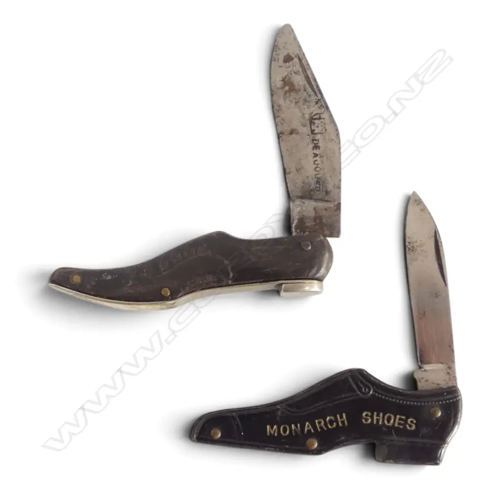 2 EARLY 20thC NOVELTY shoe form POCKET KNIVES. 'Monarch Shoes' + 1 w horn plates Image 1++