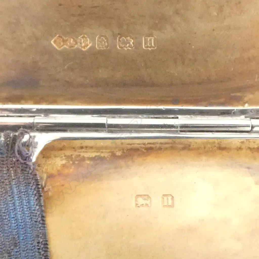 S/SILVER ART DECO CIGARETTE CASE BIRMINGHAM 1932 MAKER SMITH & BARTLARN 131GMS Image 1++