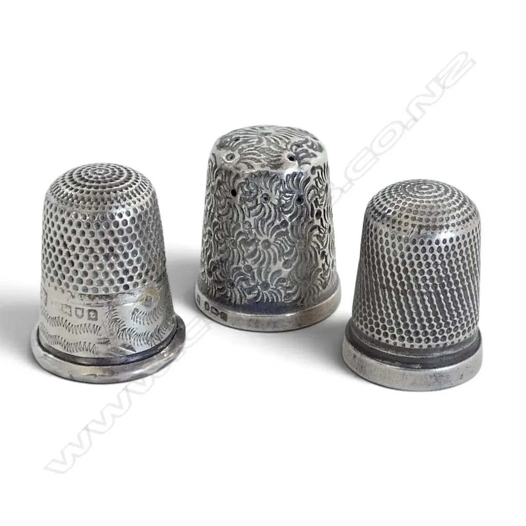 3 STG SILVER THIMBLES 10.7gms Image 1++