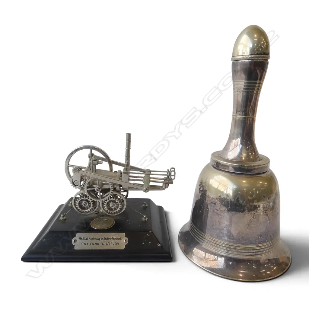 SILVER PLATE BELL SHAPED DECANTER H.280mm + TREVITHICKS STEAM LOCOMOTIVE MODEL Image 1++