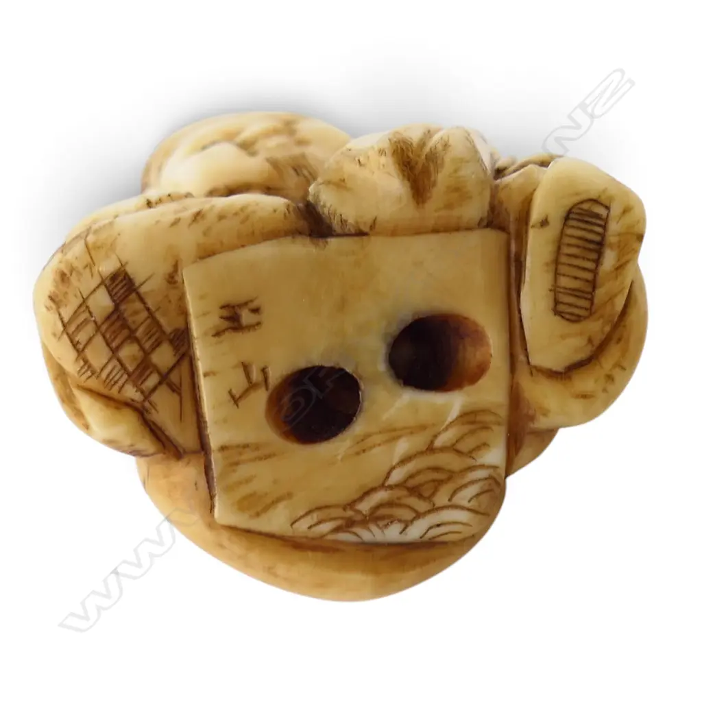 ORIENTAL IVORY NETSUKE, MAN w. SACK H.25mm Image 1++