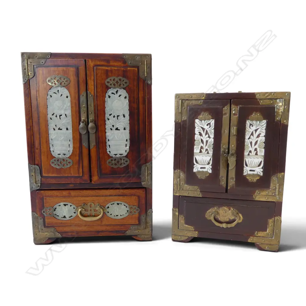 2 ORIENTAL JEWELLERY BOXES 205x150x315mm Image 1++