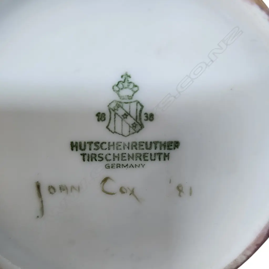 CYLINDRICAL HAND-PAINTED BAVARIAN PORCELAIN W FLORAL BIRD DESIGN BY JOAN COX (1981 HUTSCHENREUTHER, TIRSCHENREUTH) 250H Image 1++
