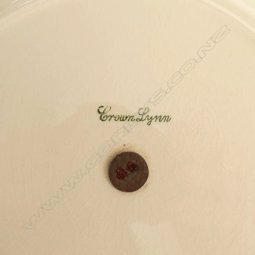 CROWN LYNN CAKE PLATE & 2 OIL JUGS Dia.225mm Image 1++