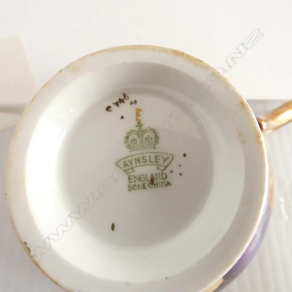 4 PLACE ROYAL AYNSLEY PART TEA SERVICE no sugar, repair to teapot lid H.165mm Image 1++