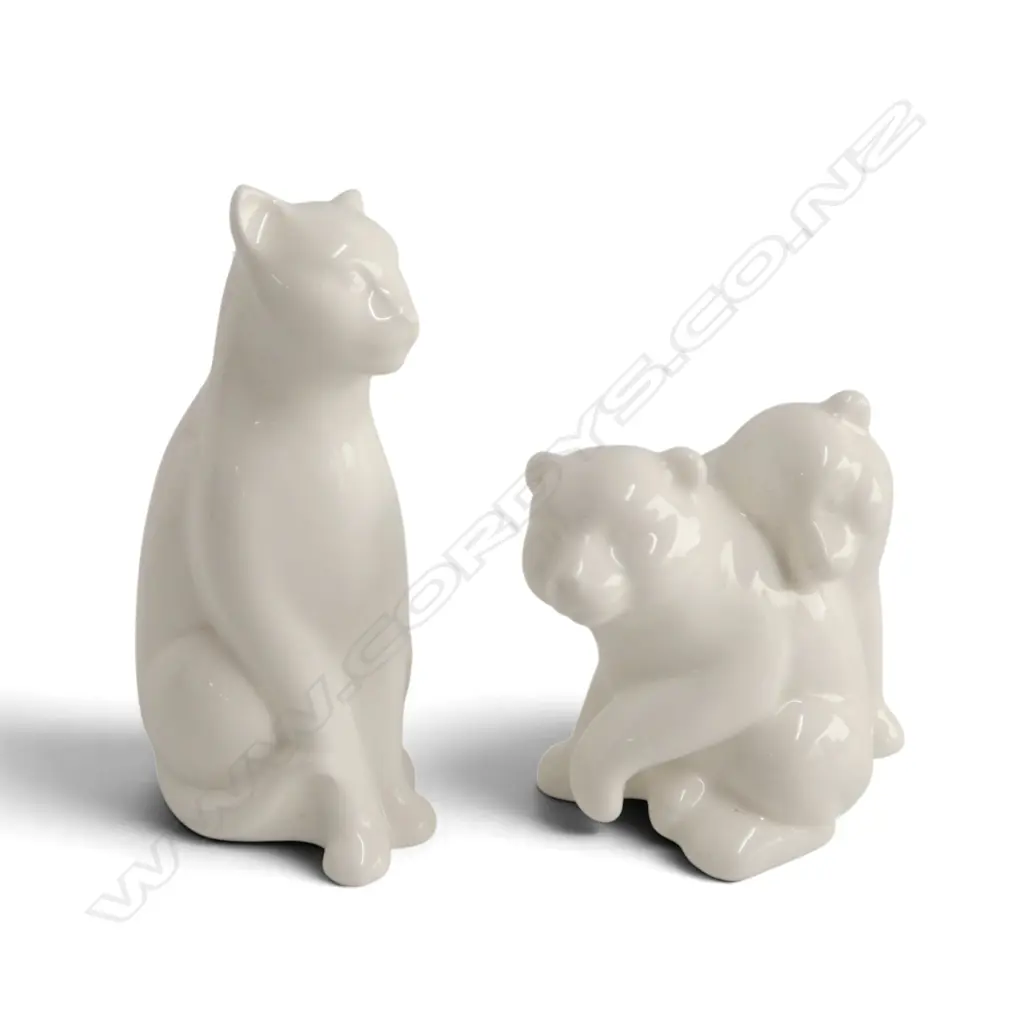 2 COALPORT 'PLAYTIME' & 'PURRFECT FRIEND' H.125mm Image 1++