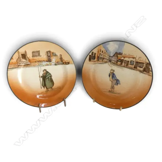 2 SML ROYAL DOULTON DICKEN'S WARE PLATES, Dia.130mm includes stands