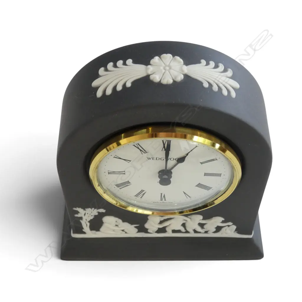 BLACK JASPERWARE WEDGWOOD CLOCK WITH CRERUBS H120MM Image 1++