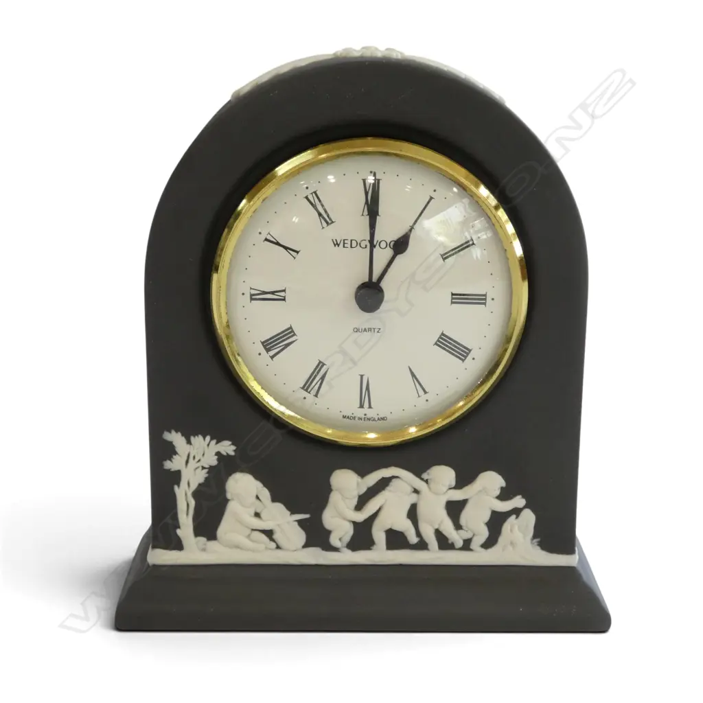 BLACK JASPERWARE WEDGWOOD CLOCK WITH CRERUBS H120MM Image 1++