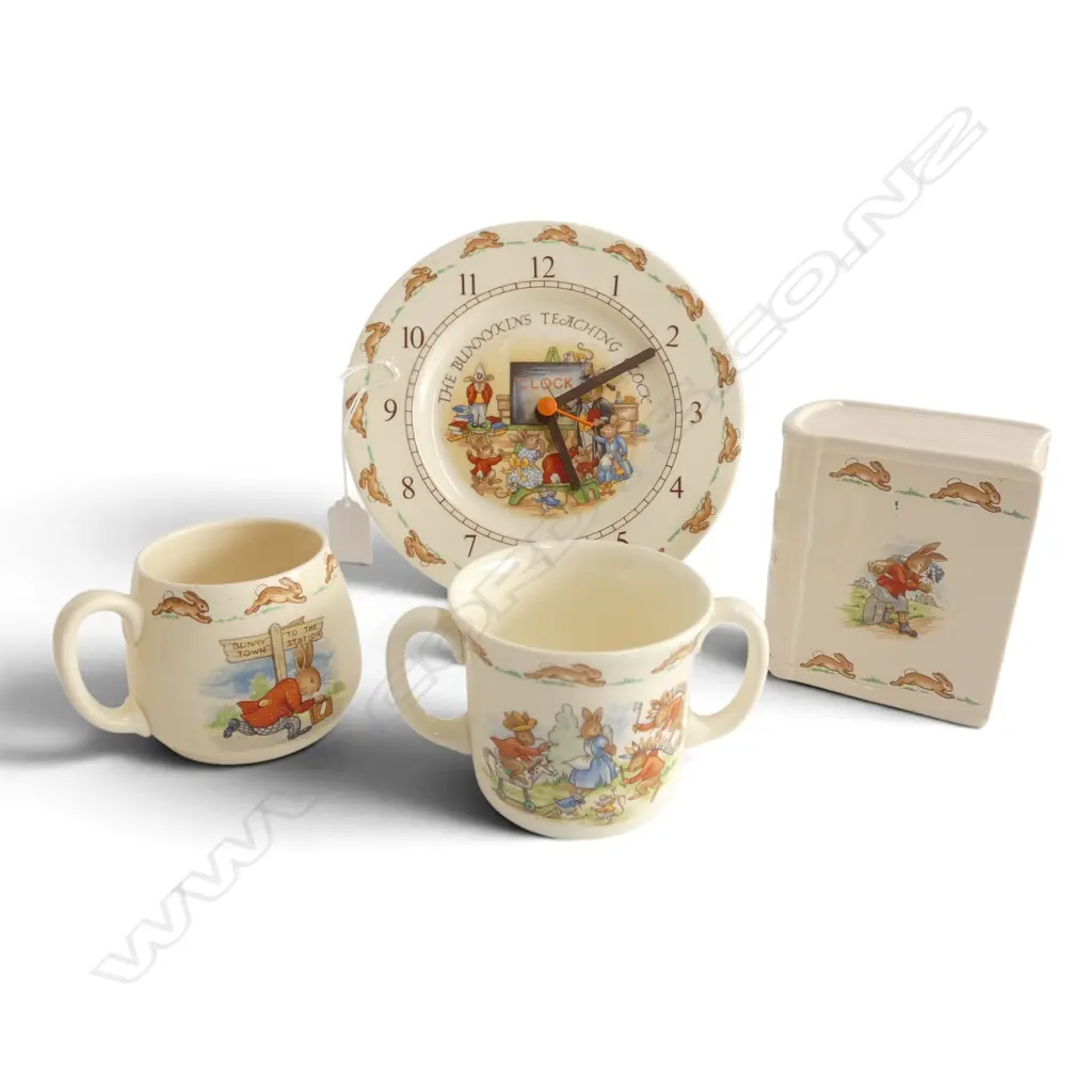 ROYAL DOULTON BUNNIKINS WALLCLOCK DIA200MM MONEY BOX H110MM MUG & 2 HANDLED MUG Image 1++